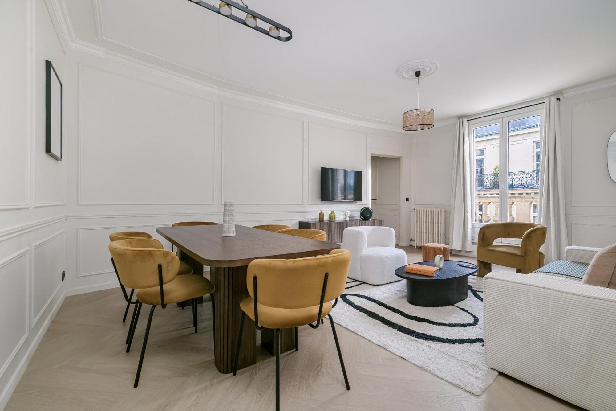 Poetic Stay - Champs Elysees Париж Экстерьер фото